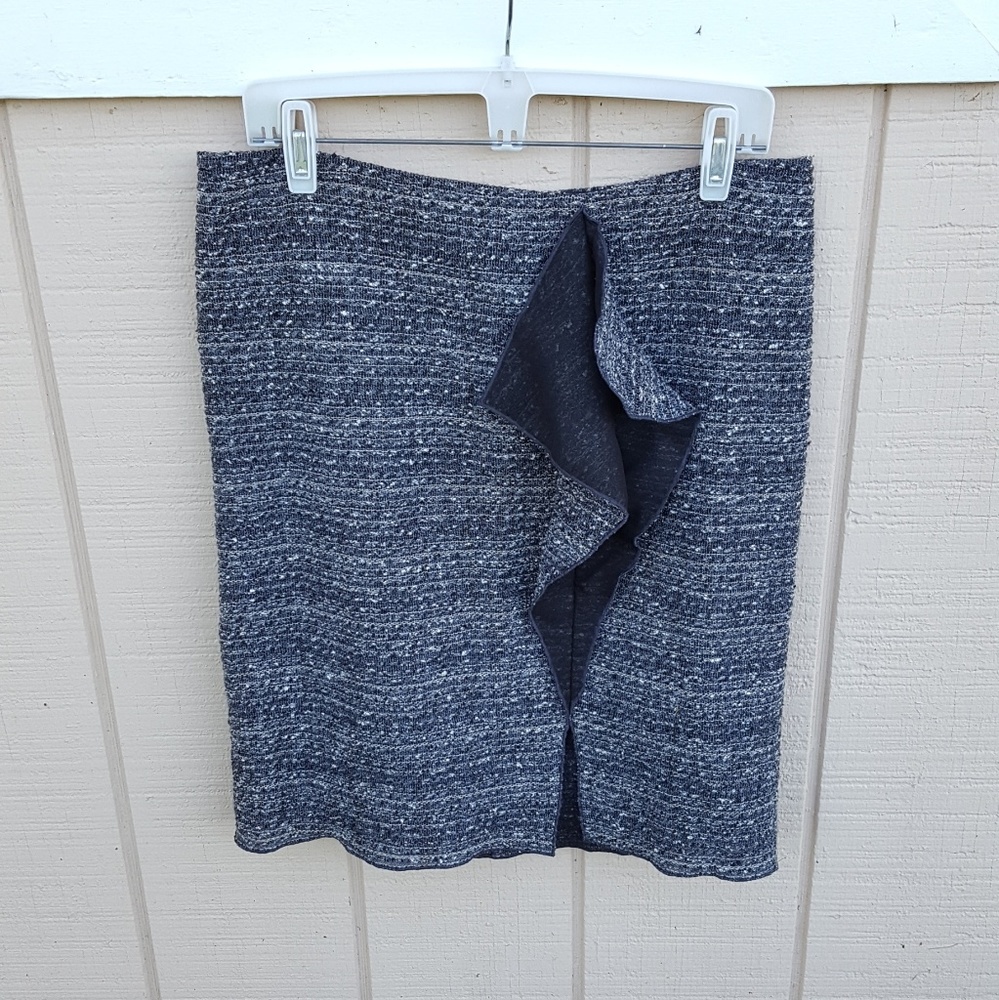 New Worth NY Wool/Silk Cascade Slim Skirt